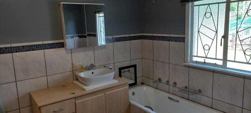 10 Bedroom Property for Sale in Bainsvlei Free State
